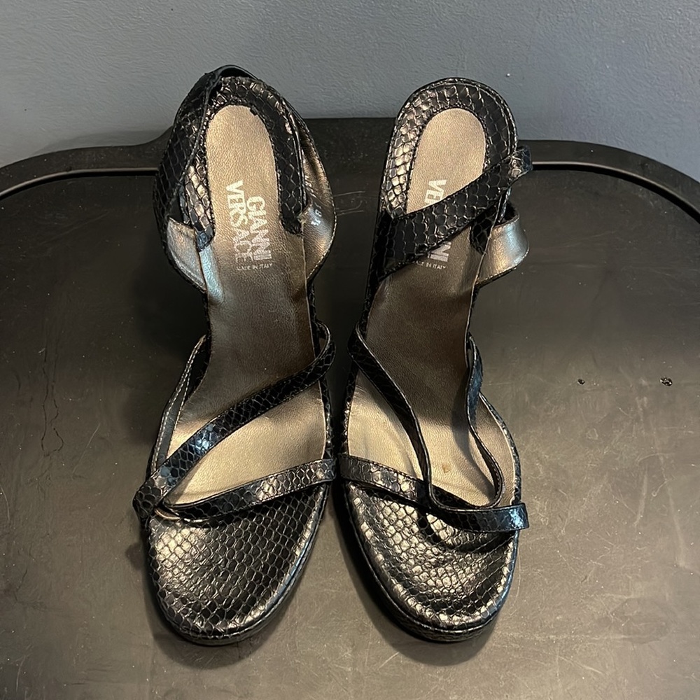 Gianni Versace Size 38 Black Python, Open Till Wr… - image 2